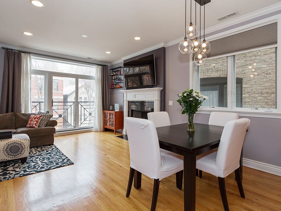 Living Room / Dining Room