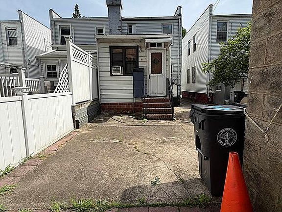 5th image of 564 Bay Ridge Ave