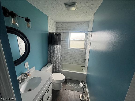 5th image of 5896 Joanne Ct