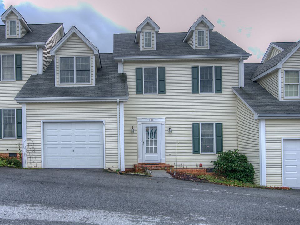 1st image of 824 Barclay Dr