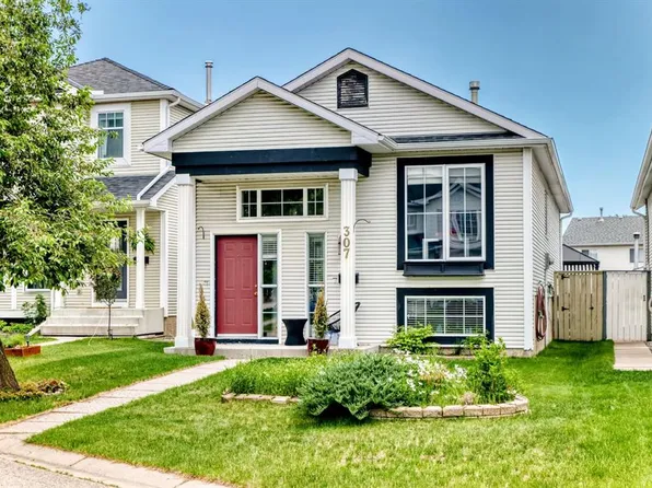 307 N Mount Lorette Pl SE, Calgary, AB T2Z 2L8