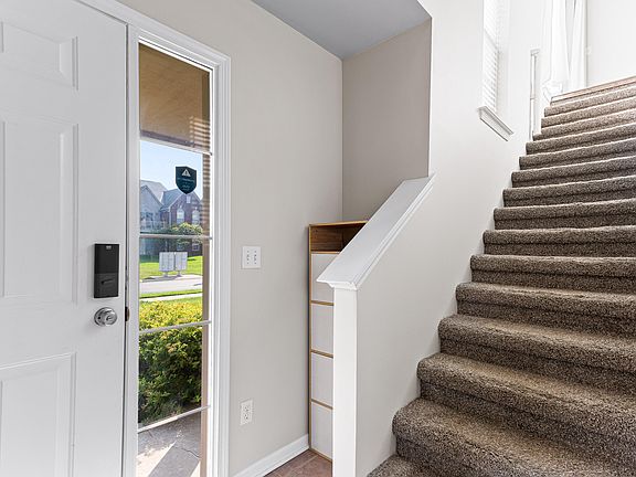 3rd image of 1145 Addington Ln