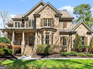 4140 Spalding Dr, Sandy Springs, GA