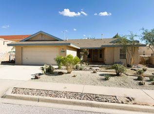1530 Pebble Beach Rd, Las Cruces, NM 88011