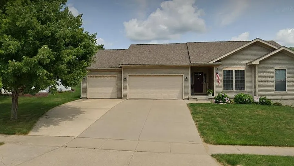 718 Boulder Dr
