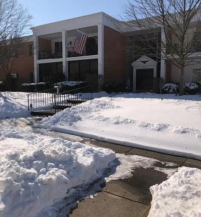 2nd image of 3371 Southdale Dr APT 5