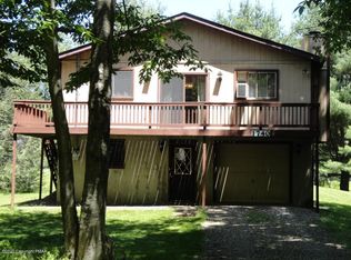 1740 Gordon Ln, Tobyhanna, PA