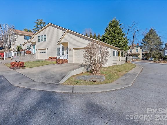 2nd image of 31 Bage St