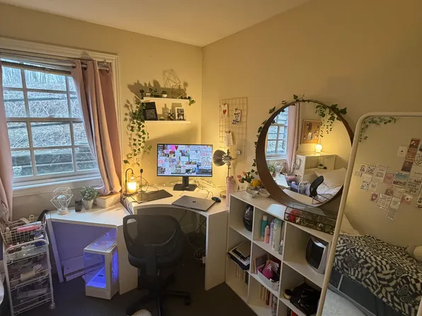 217 Sarnia Rd, London, ON N6G 1N1