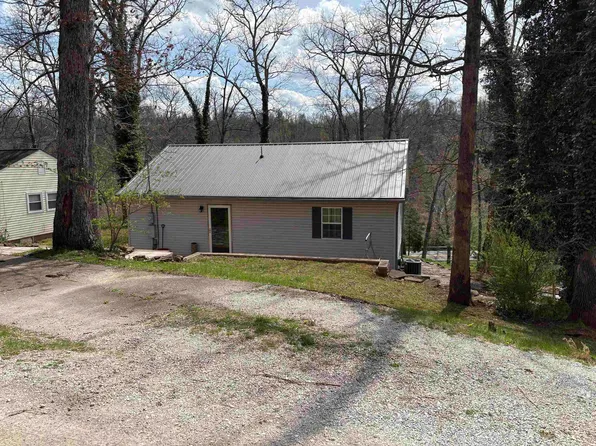 1423 Spring Valley Cir, Huntington, WV 25704