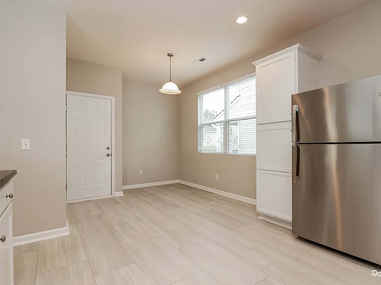 269 Cameron St — Photo 5