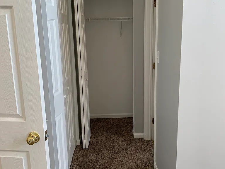 203 Academy Ln — Photo 12