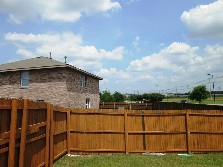 9102 Gaspard Ct — Photo 8