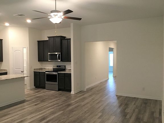 5th image of 1226 Amy Dr
