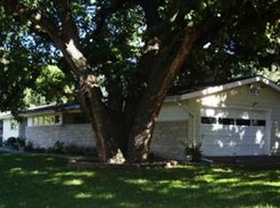 9501 Belleview Ave, Kansas City, MO 64114
