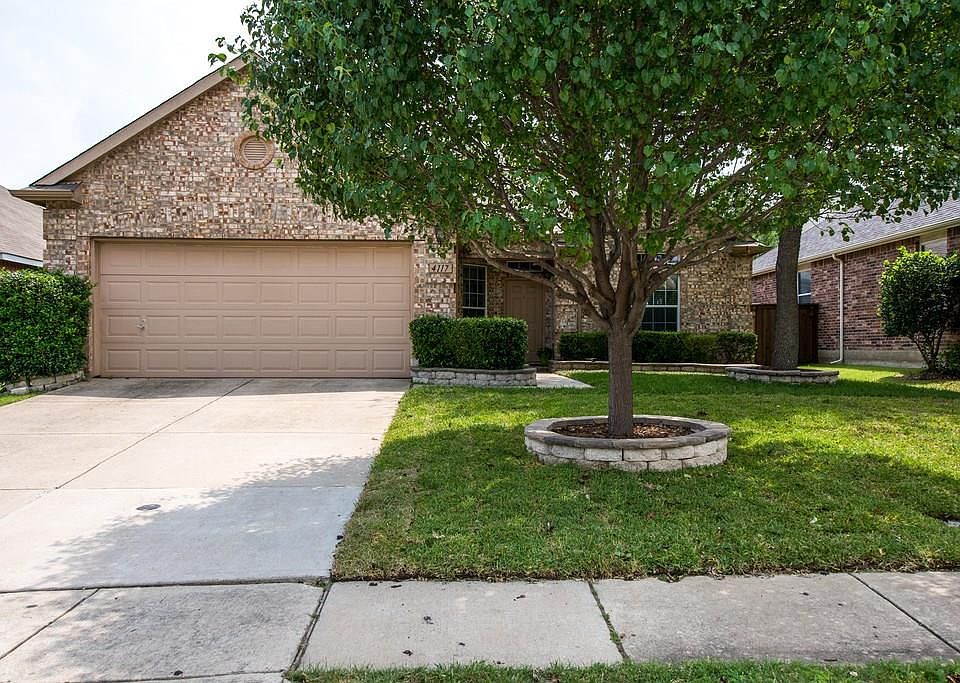 1st image of 4117 Hawkins Dr