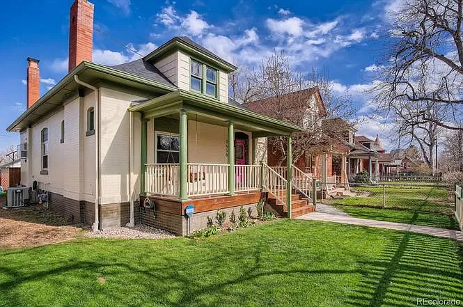 3 bed, 1437 sqft, $3,950 — Photo 4