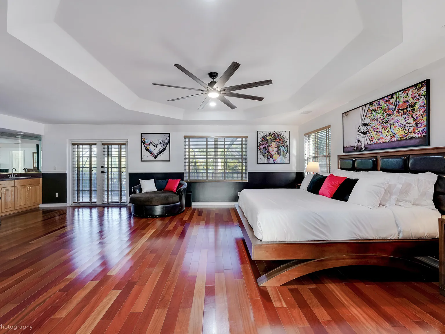 4 bed, 3.5 bath, 3407 sqft, $6,000 — Photo 4