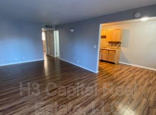 501 Western Ave APT 18, Collinsville, IL 62234