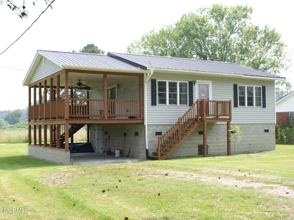 106 Thompson Street, Windsor, NC 27983