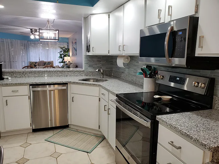 3705 E Bay Dr #116 — Photo 15