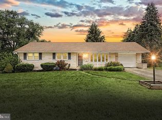 4665 Darlington Rd, York, PA 17408