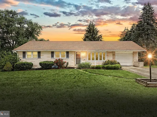 4665 Darlington Rd, York, PA 17408