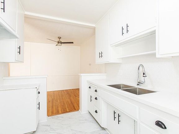 3rd image of 930 N Stanley Ave #2