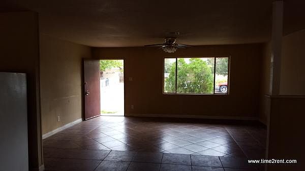 2nd image of 3301 N 40th Ave