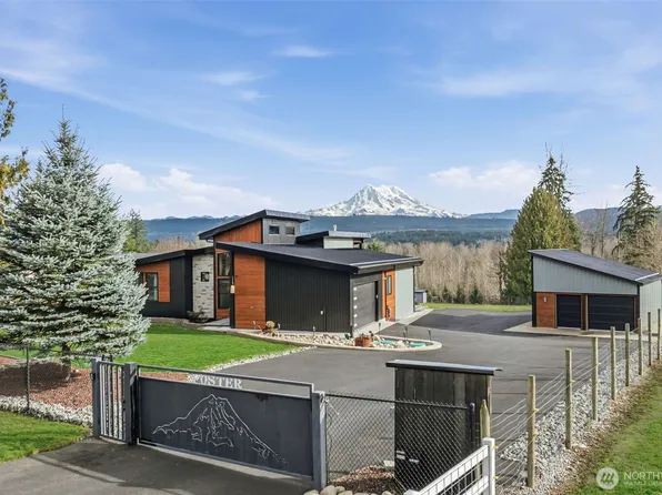 12516 Kapowsin Highlands Drive E, Graham, WA 98338