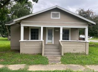 301 S Walnut St, Bernie, MO 63822