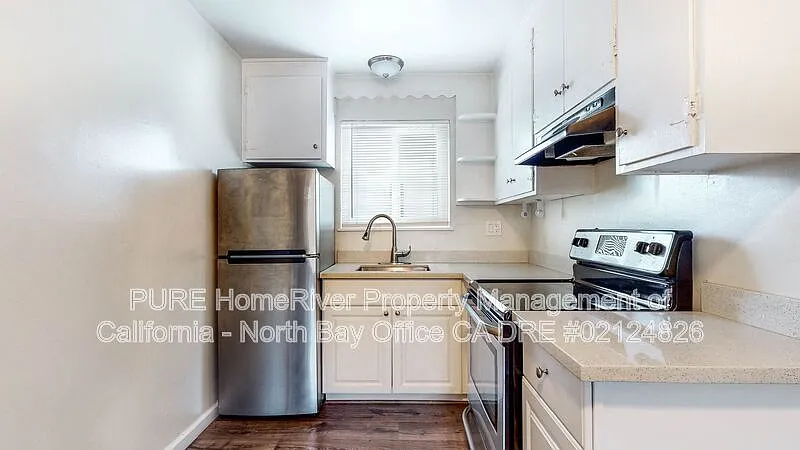 555 Dexter St #P