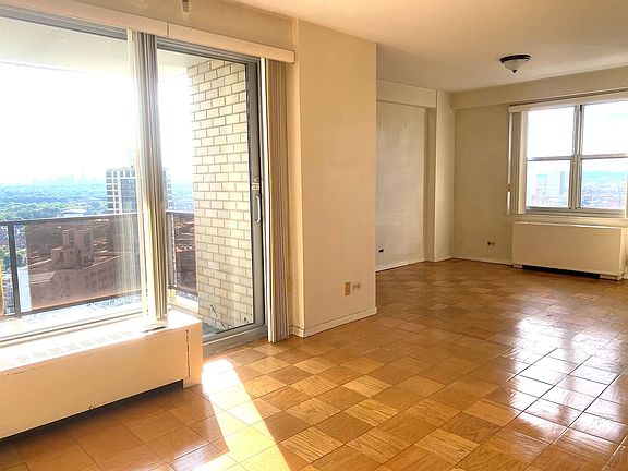 3rd image of 110-11 Queens Blvd #23C