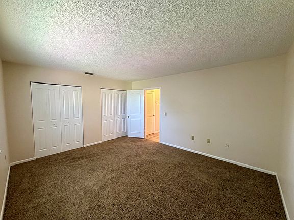 5th image of 603 SW 35th St APT 9