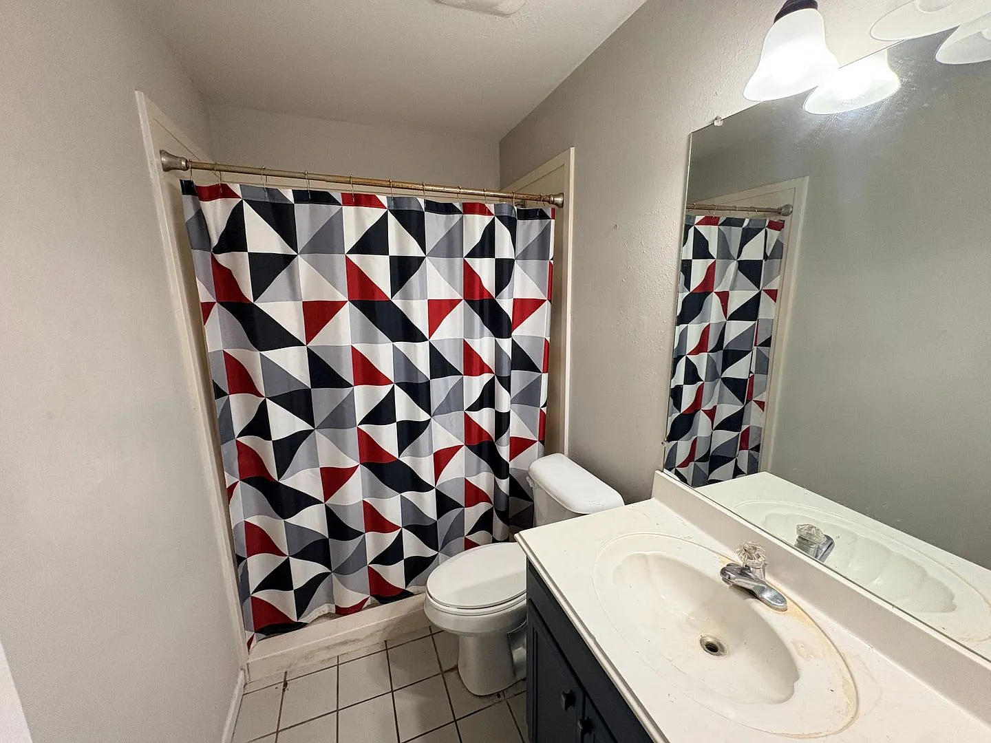 1723 N Tallowood Drive — Photo 3