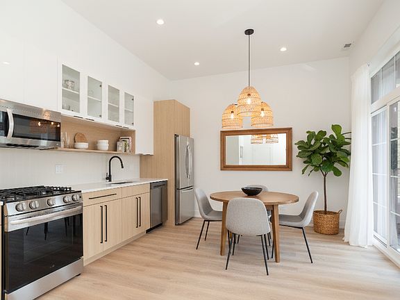 2nd image of 2044 W Irving Park Rd #302