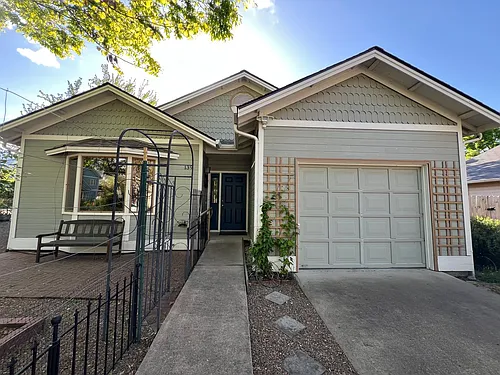 139 Wightman St Photo 1
