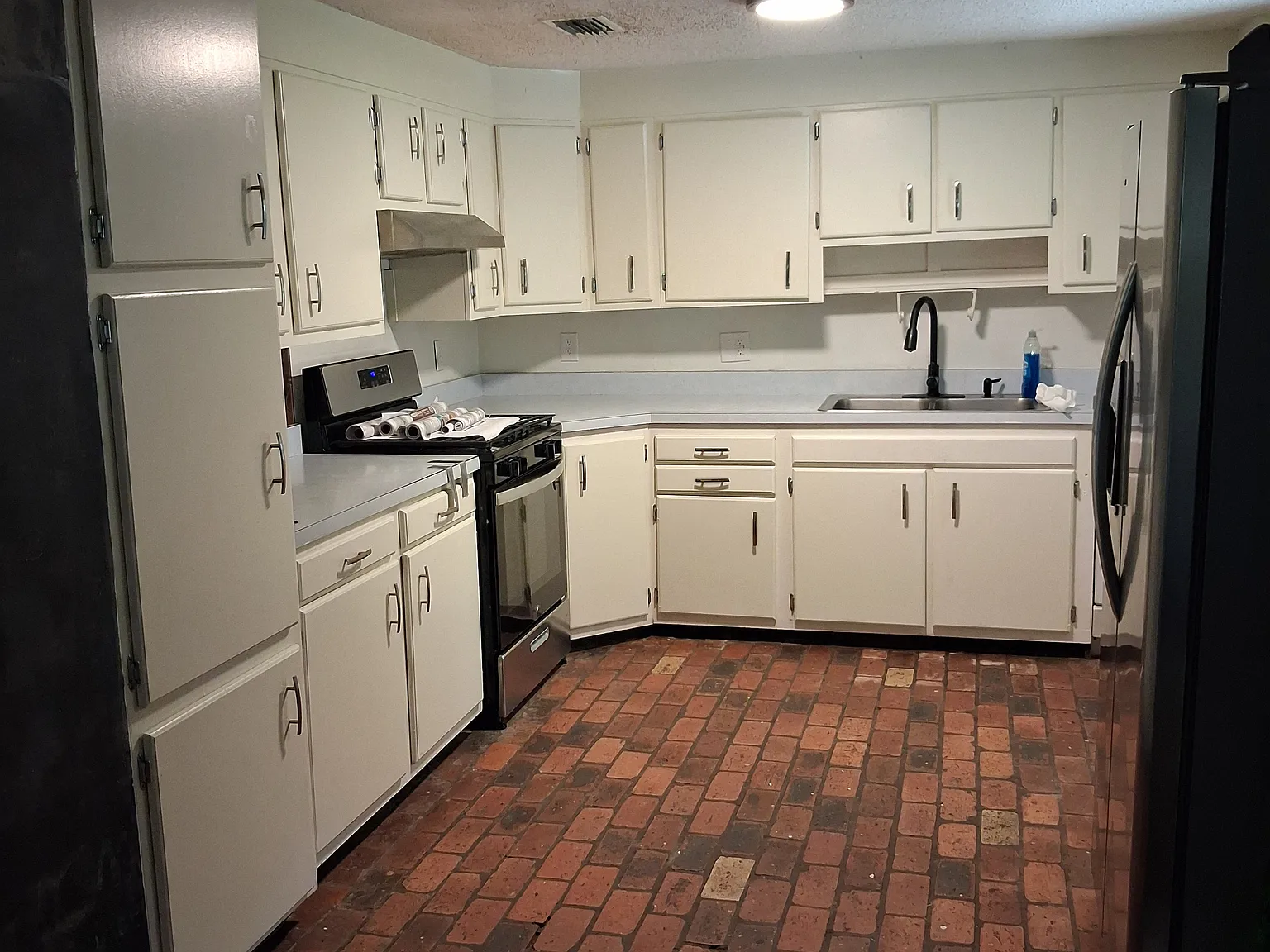 3 bed, 1512 sqft, $1,800 — Photo 3