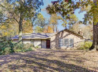 1108 River Bend Rd, Vicksburg, MS 39183