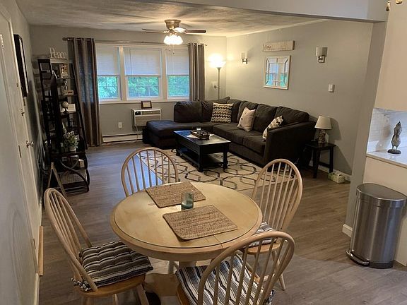 3rd image of 207 Samoset St APT A17