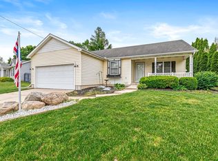 4019 Riverside Dr, South Bend, IN 46628