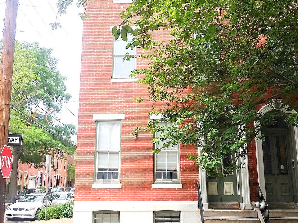1st image of 2043 Mount Vernon St APT 1R