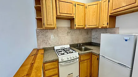 Rented by HOLTON REAL ESTATE INC.