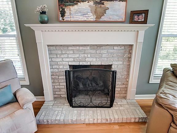 2nd image of 3826 Pine Bank Dr