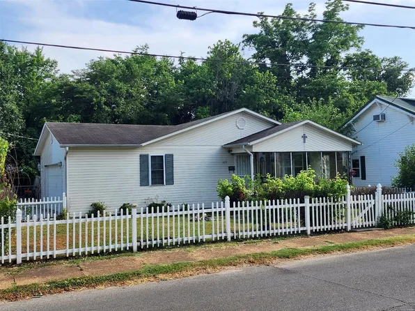 920 W Harper St, Poplar Bluff, MO 63901