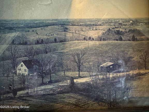 4th image of 7805 Georgetown Rd