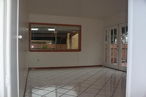 3rd image of 10761 Escobar Dr