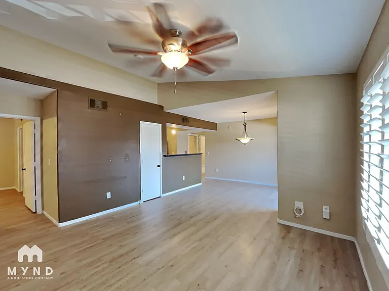 45 Maleena Mesa St #725 — Photo 4