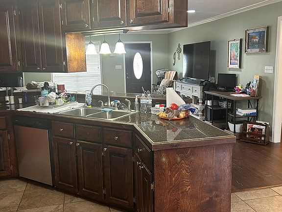 3rd image of 1078 Rolling Oaks Dr
