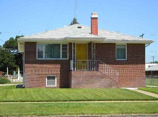 321 W 3rd St, North Platte, NE 69101